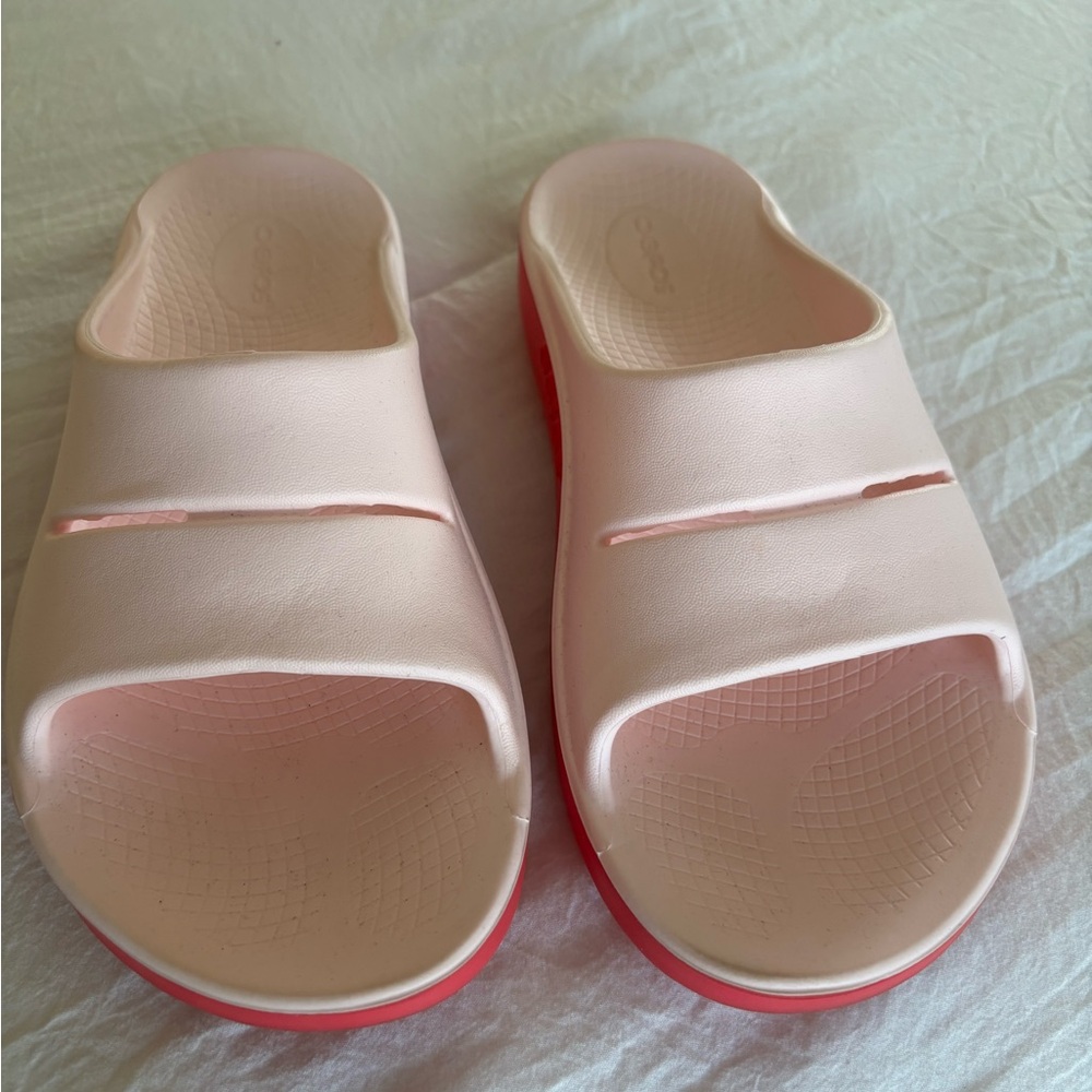OOFOS Limited Edition Project Pink OOahh Slide Sandal